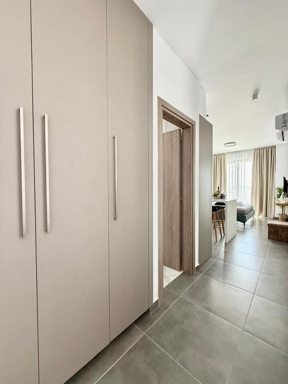 And Chill -luxury In Kato Apartament