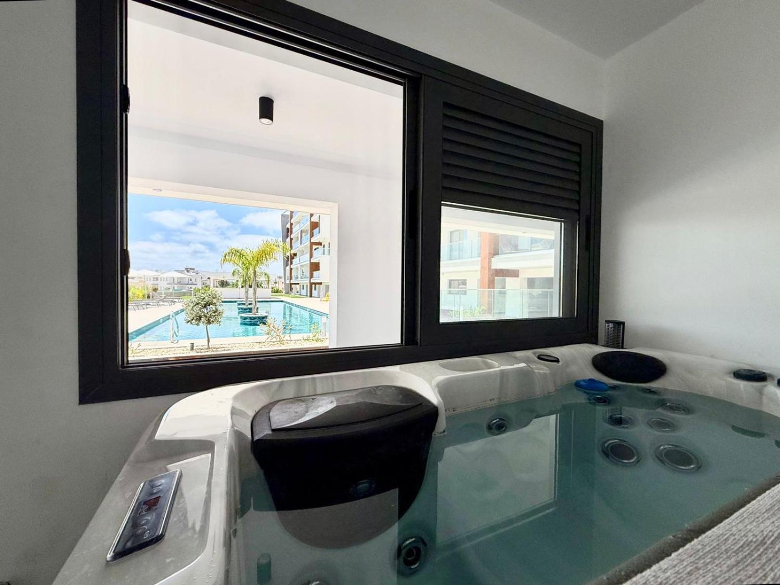 And Chill -luxury In Kato Apartament *